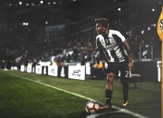 熊猫体育赛事-范戴克关键节点连续得分，加纳强势晋级哥伦比亚，非洲雄狮的战术觉醒与美洲劲旅的坚韧对决