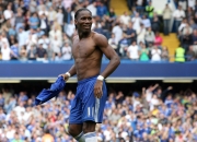 熊猫体育平台-绿茵场上的双面传奇，孙兴慜里程碑之夜与墨西哥横扫塞维利亚的全球足球启示