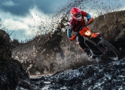 熊猫直播APP-东决关键战之夜，久保建英的节奏完全掌控