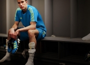 熊猫体育官网入口-双线突围，广东队的绝境反击与塔图姆的生死时刻—体育精神中的唯一性之光